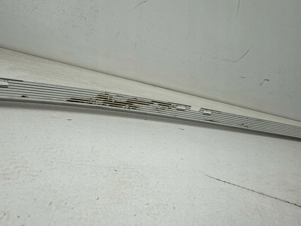 фото №7, Audi a6 c7 2015 молдинг дахова