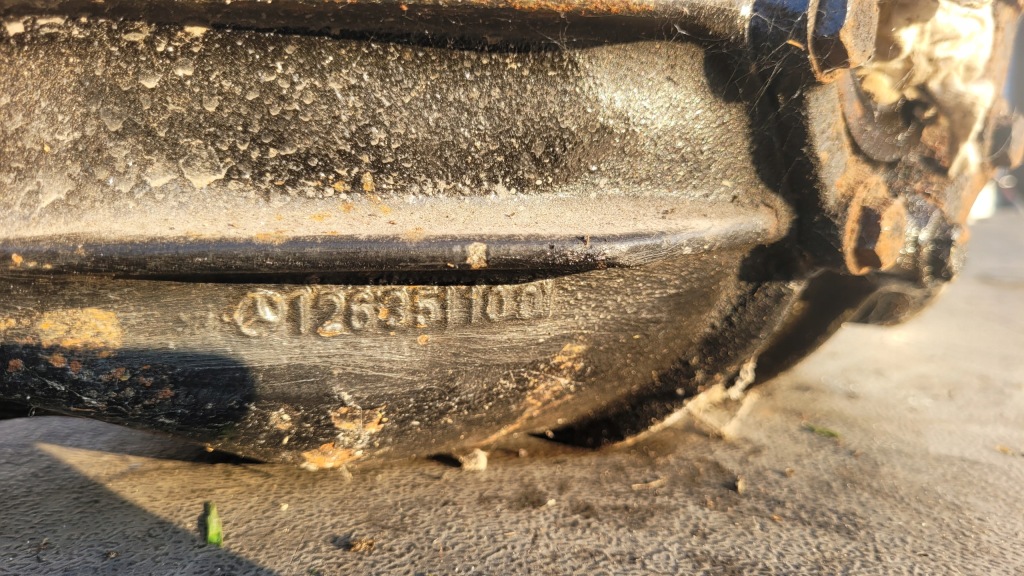 Mercedes r107 sl slc w126 мост дифференциал дифференциал задний 380 2,47 1263511001 с Разборки