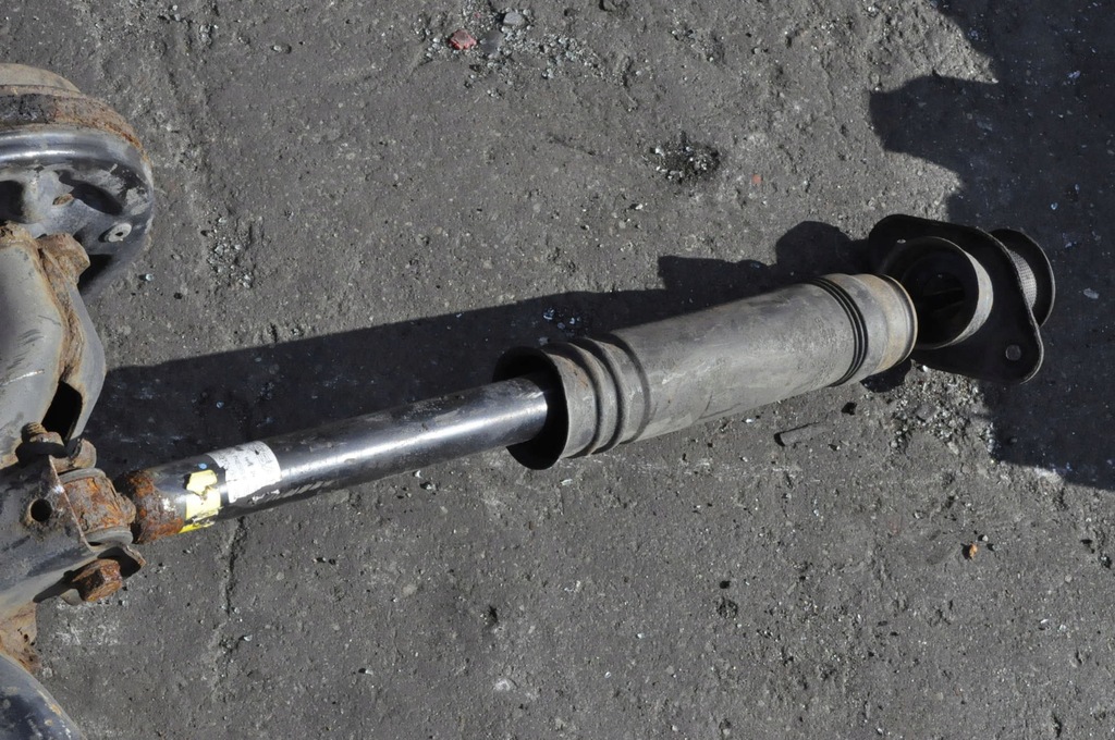 фото №9, Nissan micra v k14 підвіска балка задня гальмівні барабани