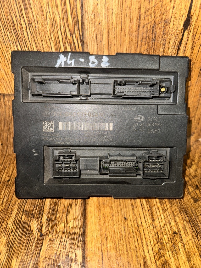 фото №1, Audi a4 b8 модуль блок керування комфорту