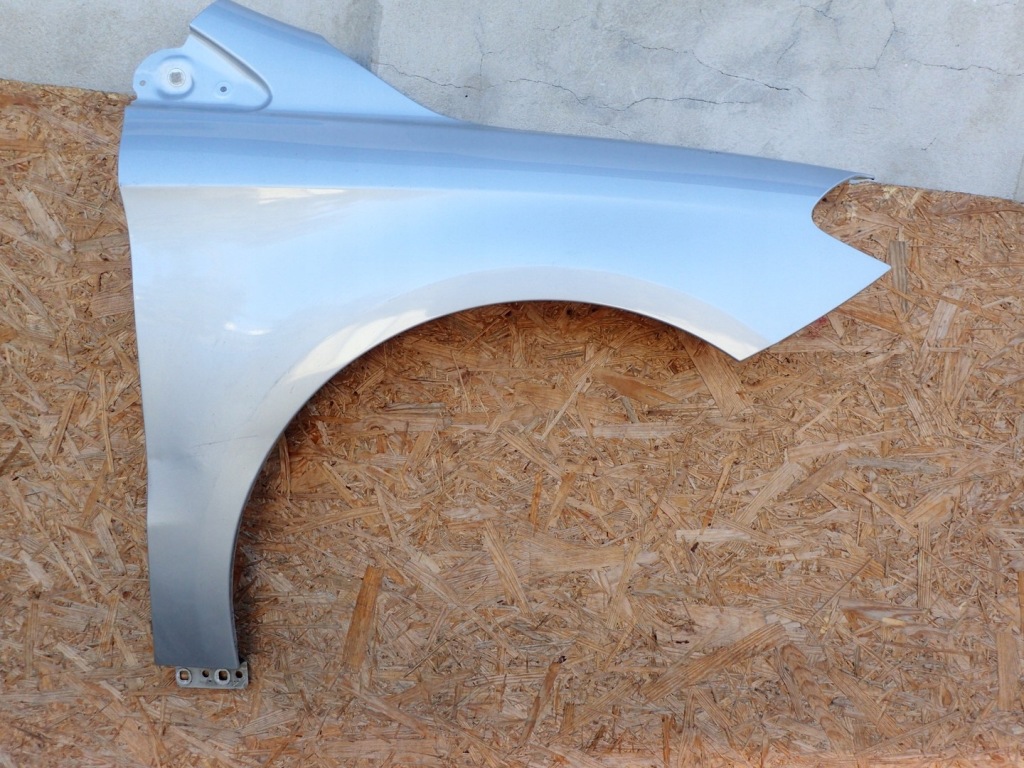 Купить Крыло  правый  перед передний mercedes b klasa 246