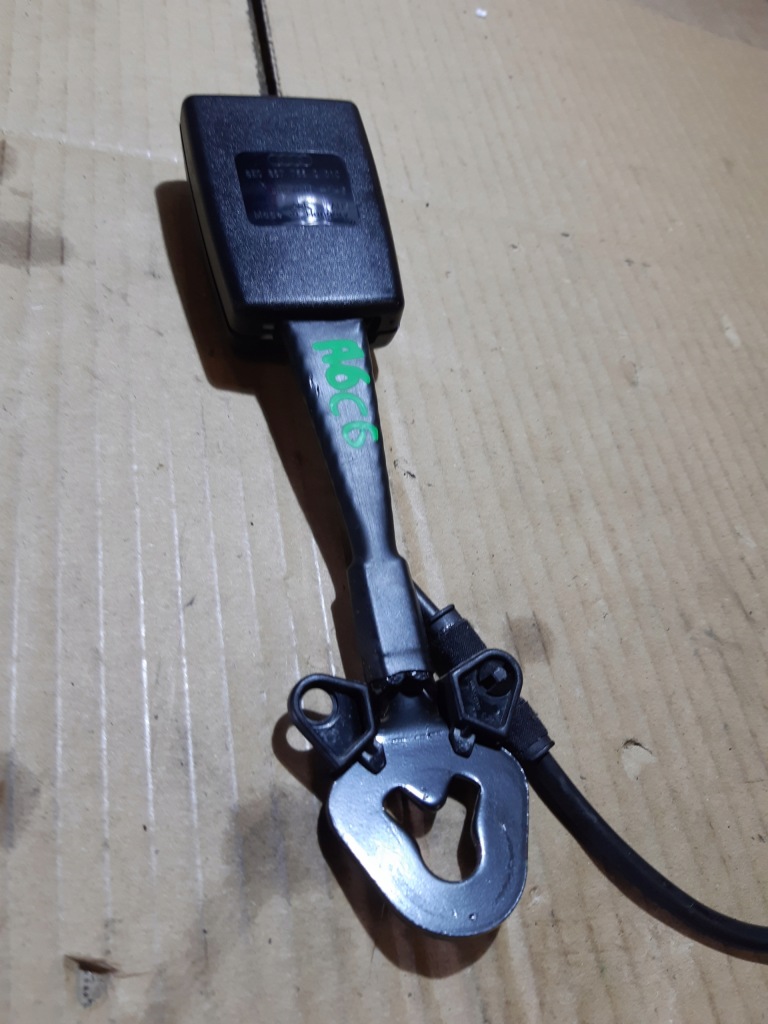 Audi a6 c6 кліпса замок поперечина правий перед 8e0857755q Київ