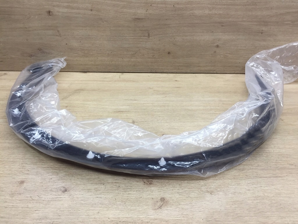 Накладка на крила права передня 103528900n 103528900p do tesla x 2015-21 Доставка