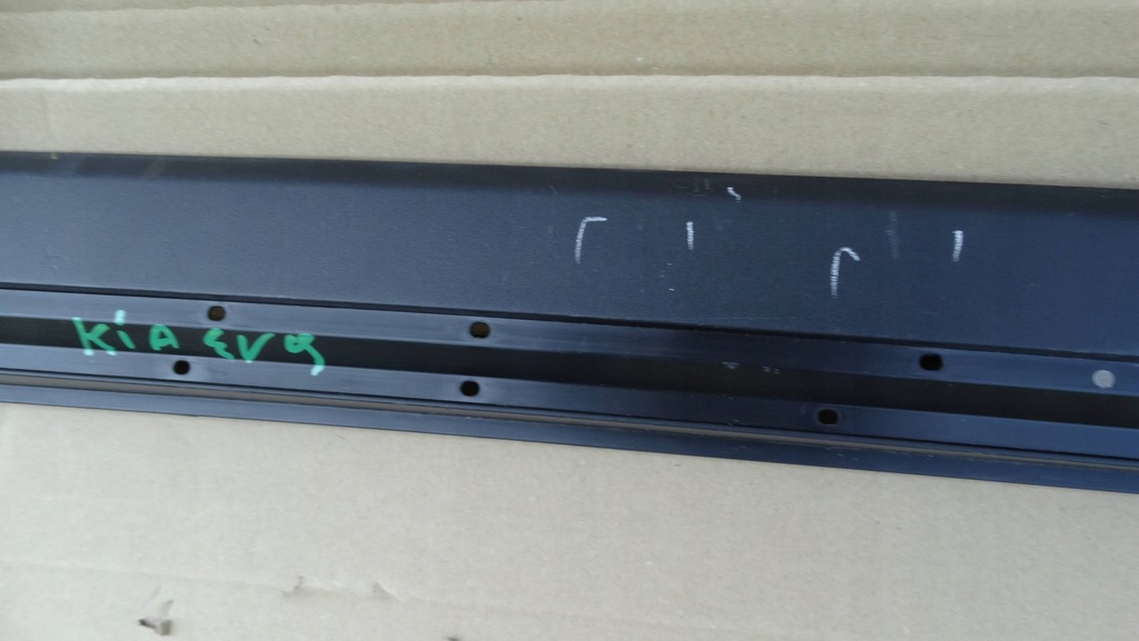 фото №7, Молдинг поріг права 87752-do000 kia ev9