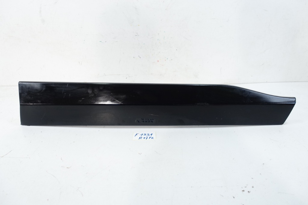 фото №1, Toyota rav4 v 2019- молдинг дверь правый перед 75073-42050