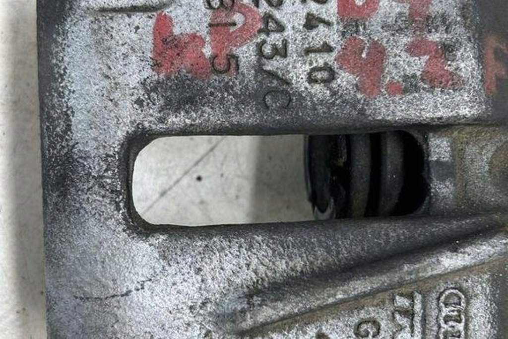 фото №8, Супорт гальмівний задній лівий audi a8 d2 4d2, 4d8 4h0615403a 4.2l бензиновий