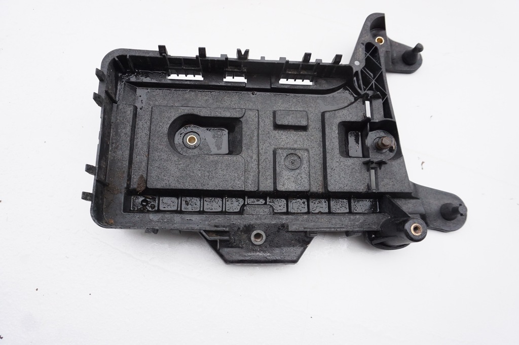 фото №1, Основание аккумулятор volkswagen eos 2.0 tdi