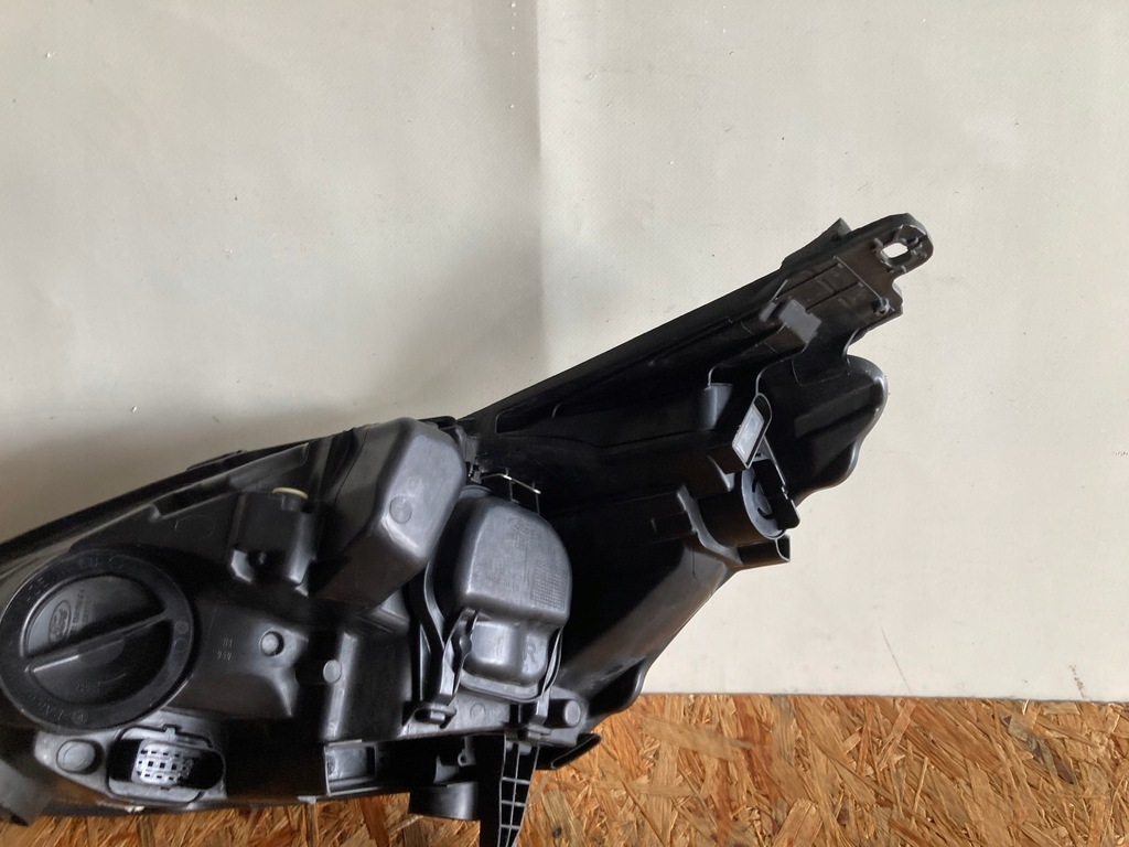 фото №8, Лампа передня ford c-max 10- am5113w029af