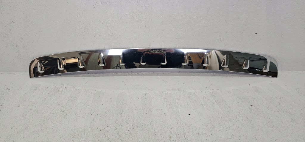 фото №1, Молдинг хром заднего бампера mercedes glb w247