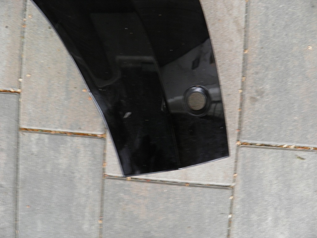 фото №6, Kia ev9 накладка молдинг крыла дверь левая задняя 87743-do100 87733-do300