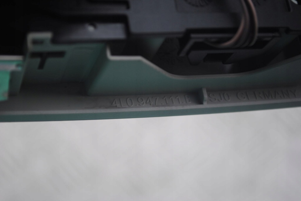 фото №4, Лампа освещение кабины audi a6 c6