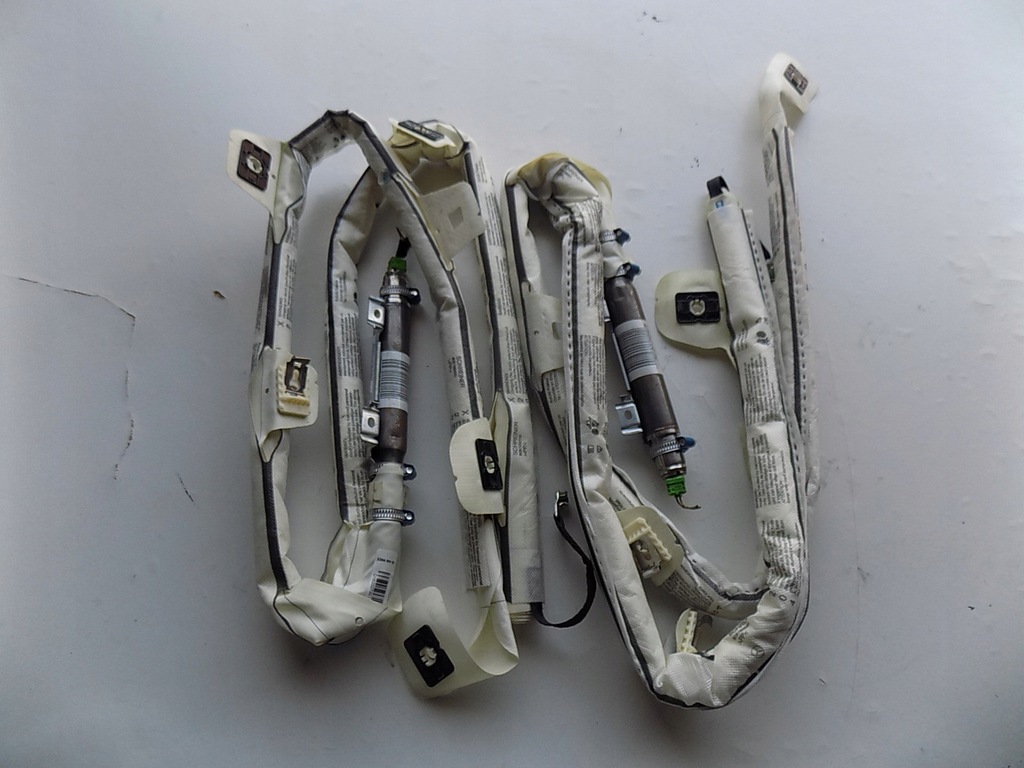 фото №1, Mercedes x204 glk шторка безопасности левая правая оригинал