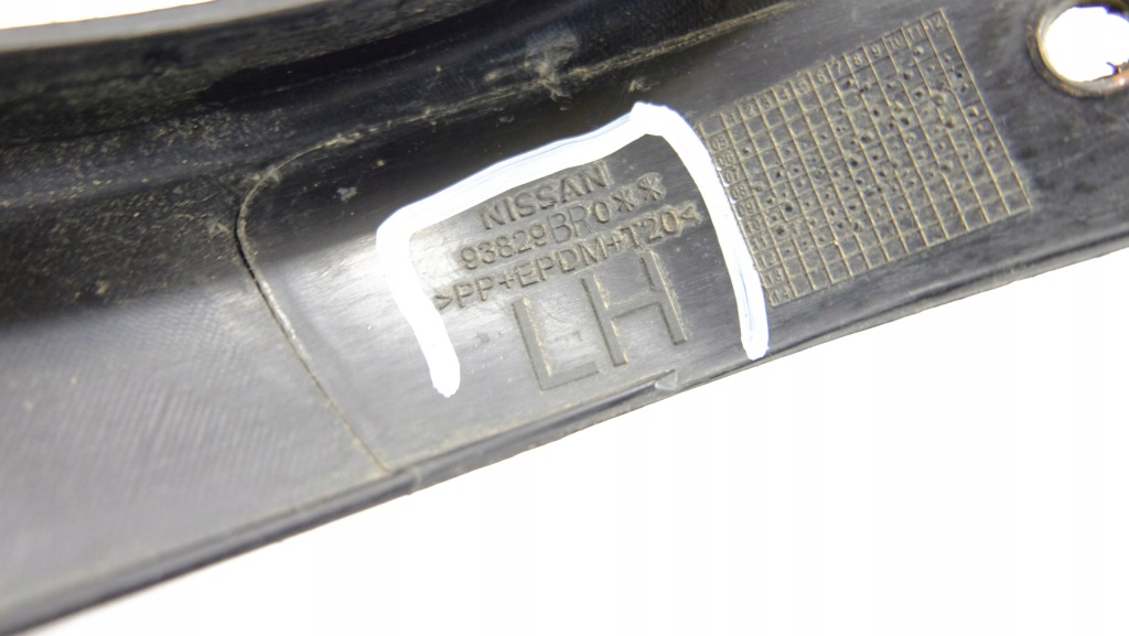 фото №8, Nissan qashqai j10 молдинг накладка крыла левый задняя 93829br0