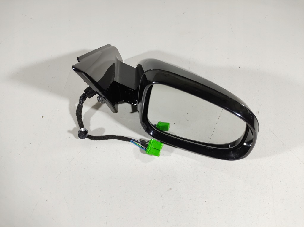 фото №1, Volvo v40 12- дзеркало праве uk 8pin