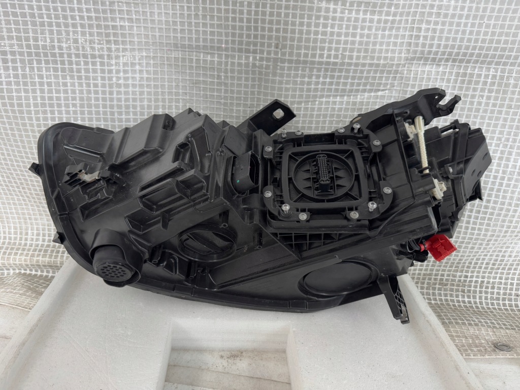 фото №3, Audi a6 c7 lift права лампа full led