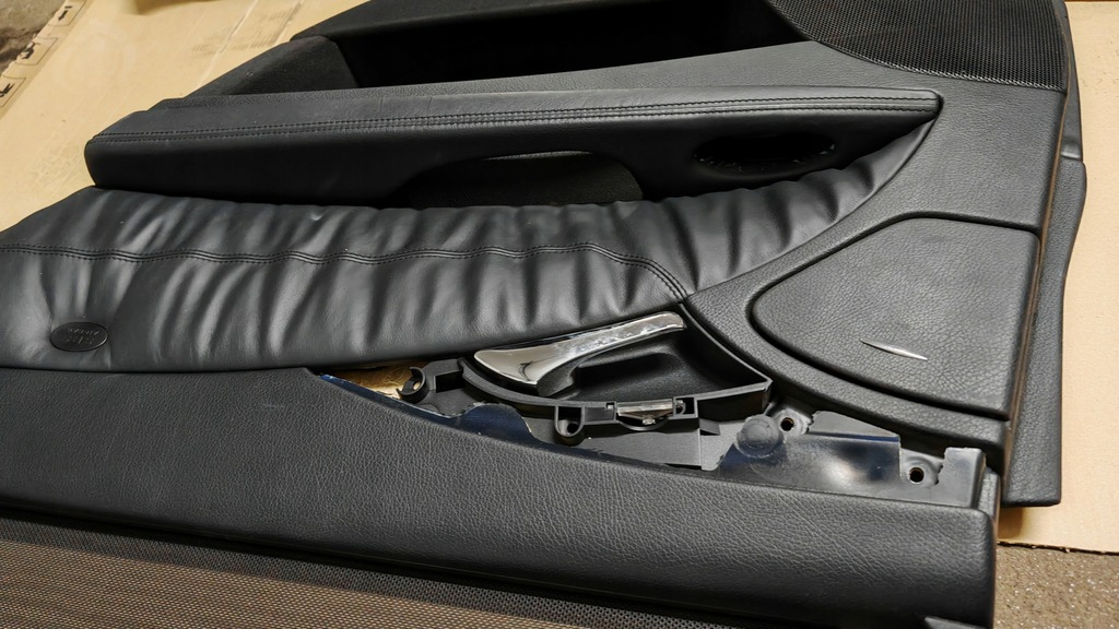 фото №8, Обшивка дверь перед задняя шторка рамки кожа harman kardon mercedes w211 lift
