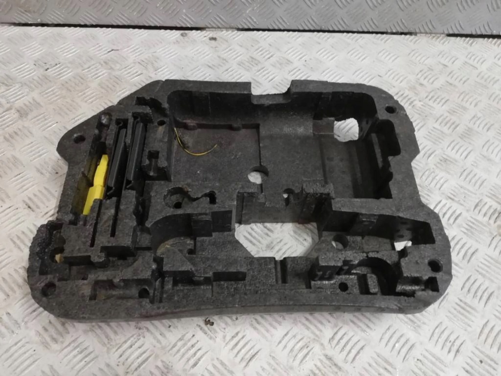 фото №1, C4 picasso i короткий вкладыш колеса пенополистирол набор