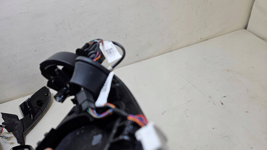 фото №11, Port заряджання роз'єм кришка tesla model 3 model y 1505514-00-d