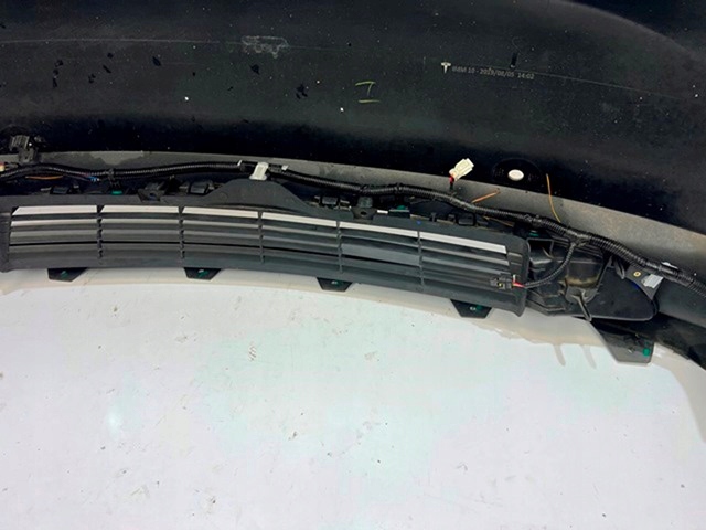 фото №12, Бампер перед передній tesla model iii 3