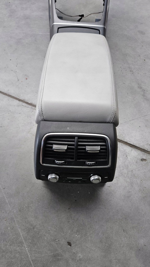 фото №16, Audi rs6 c7 4g s6 a6 c7 сиденья заднее сиденье кожа светлая mondsilber