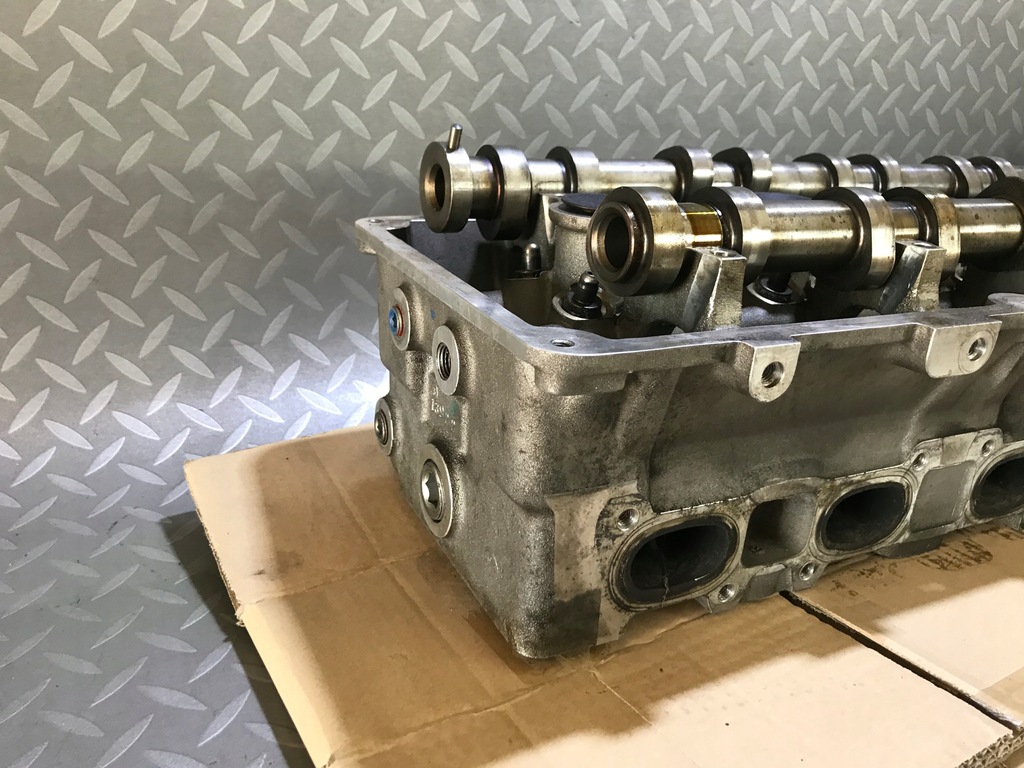 фото №10, Головка права aston martin db9 5.9 6.0 v12