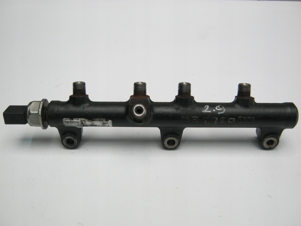 фото №3, Молдинг впрыскная kia carnival 2.9 crdi