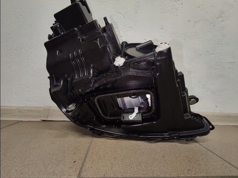 фото №12, Лампа передняя перед mercedes w213 lift full led