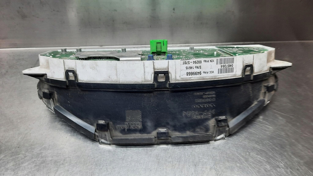 фото №8, Лічильник прилади 9499668 69294-570t volvo s60 v70 ii 2.4b