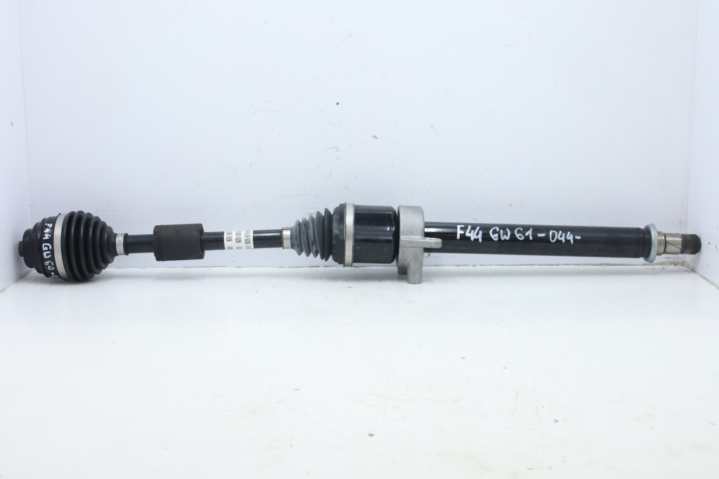 фото №1, Привідний вал права перед передня bmw x1 x2 f48 f39 5a2e044 22km