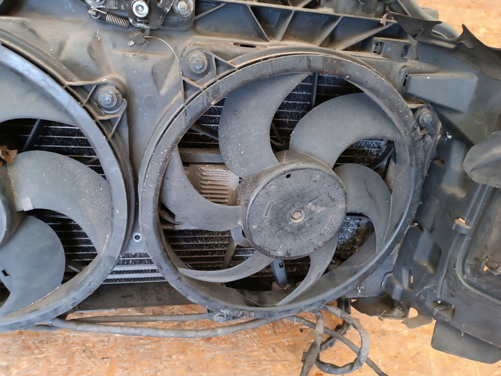 фото №11, Комплект радиатор вентиляторы pas передний citroen c6 i 05- 2.7hdi 9652189180