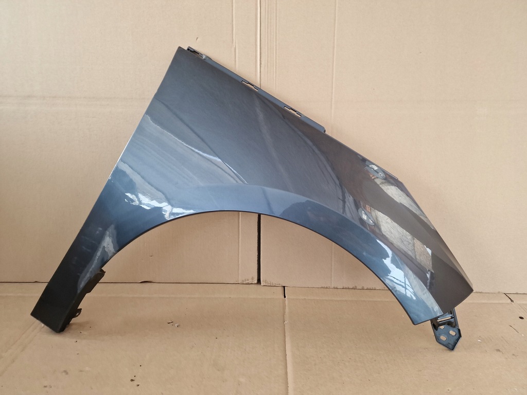фото №1, Bmw i3 крила правий передній