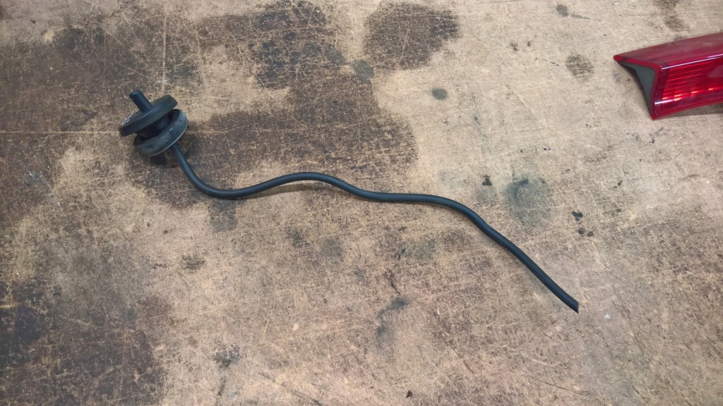 фото №1, Омыватель насадка крышки задняя стекло honda stream 01-