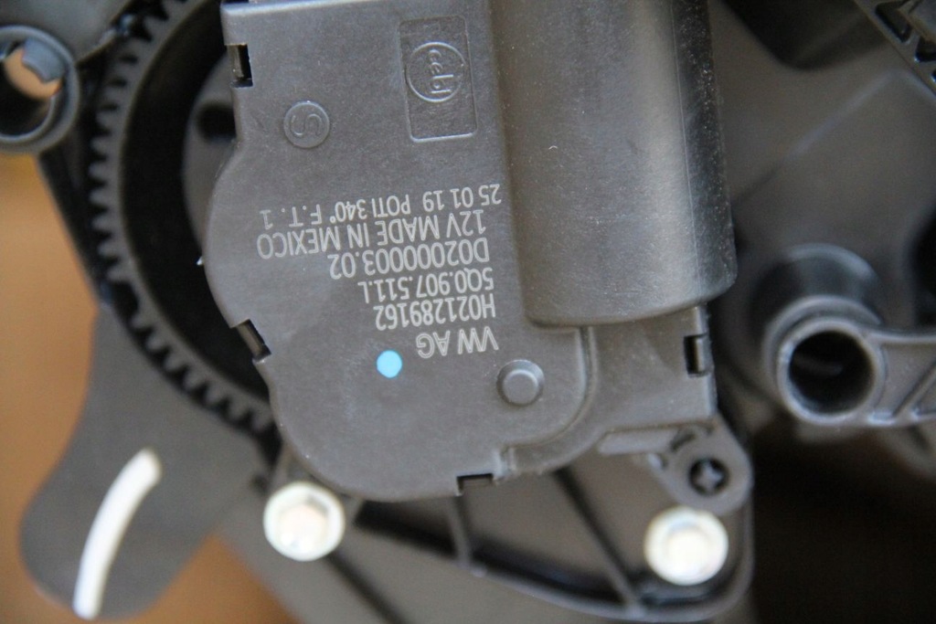 фото №13, Отопитель перед vw atlas se 3qf816005g