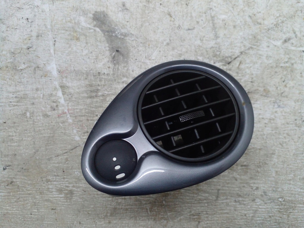 фото №1, Решётка обдув правая renault clio iii 05-12 eu