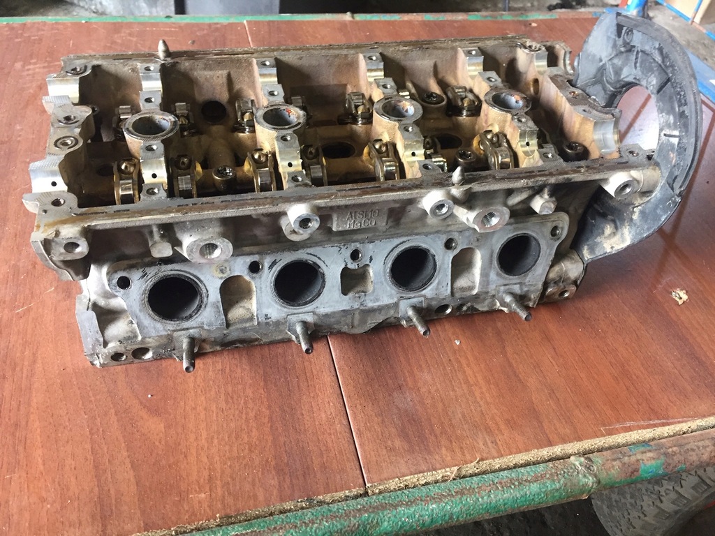 фото №12, Audi a6 c6 2.0 tfsi головка клапаны bpj 06f103373