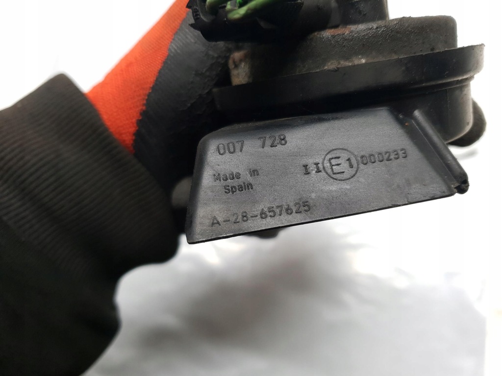 фото №6, Клаксон сигнал volvo v40