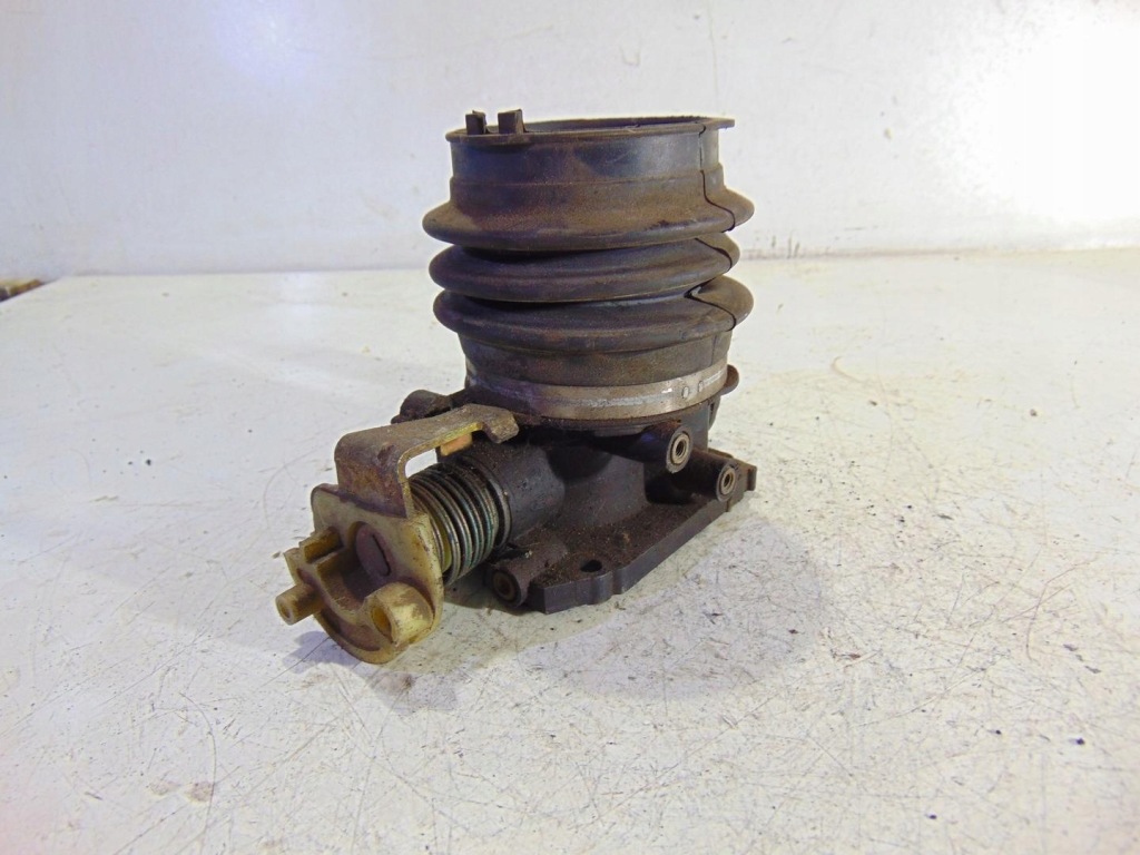 фото №3, Дроссельная заслонка ford fiesta mk5 ys6u-bc