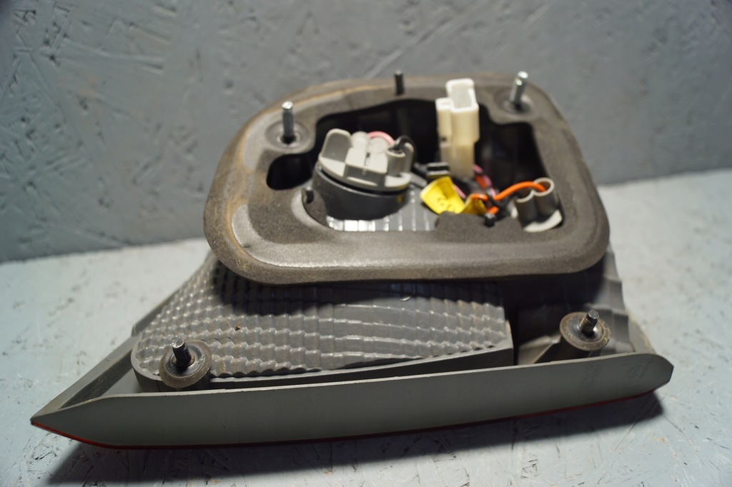 фото №8, Лампа правый задняя kia sorento ii крышка багажника