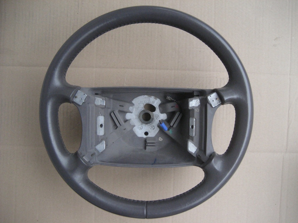 фото №1, Porsche 911 964 повітропровід шкіра сіра