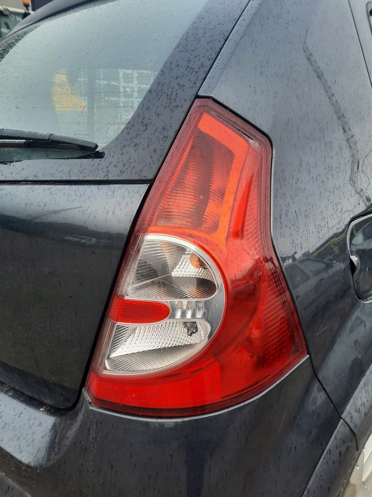 фото №1, Dacia sandero лампа правый задняя tekna