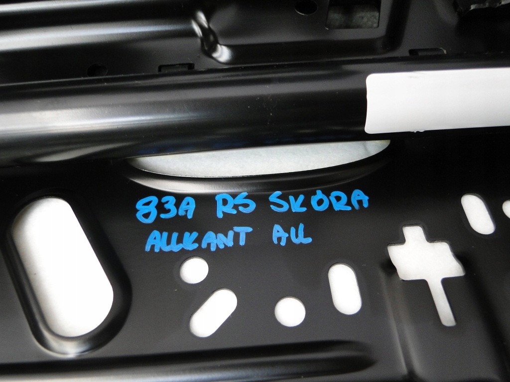 фото №11, Audi q3 rsq3 83a сидіння заднє сидіння шкіра