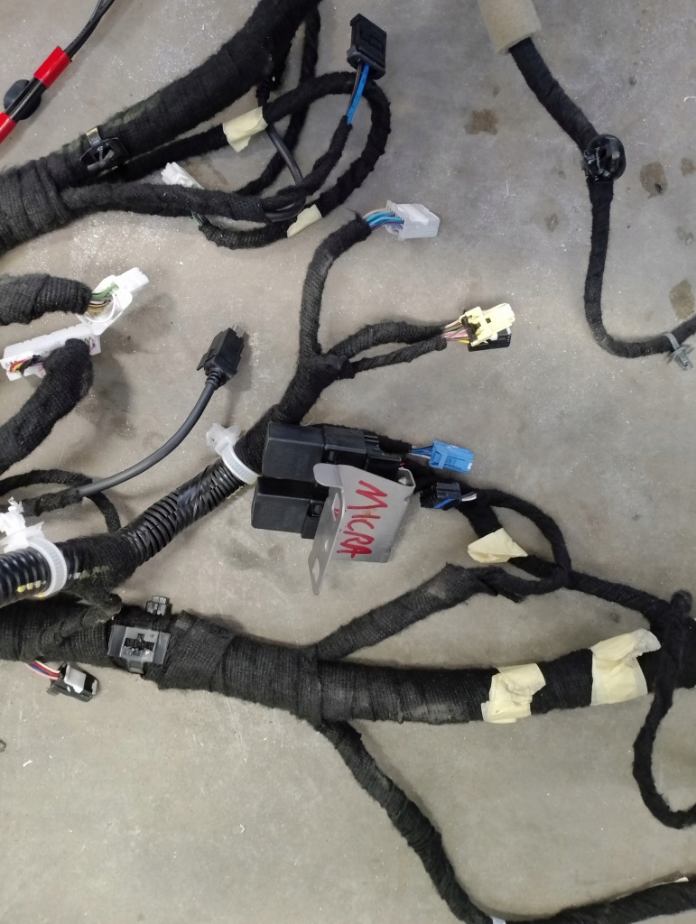 фото №7, Nissan micra v k14 электропроводка жгут консоли предохранителей 240105fn4b