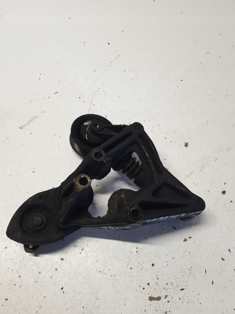 фото №1, Кронштейн натяжителя vw crafter 2.5 tdi