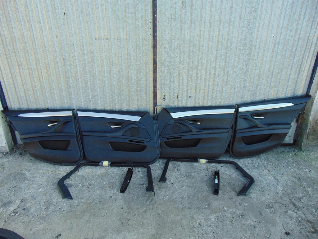 фото №1, Оббивка обшивки шторка bmw f11 kombi комплект