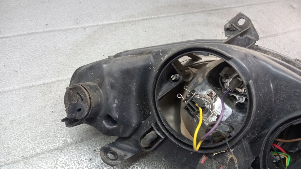 фото №10, Фара правий peugeot 307 i 03r hb