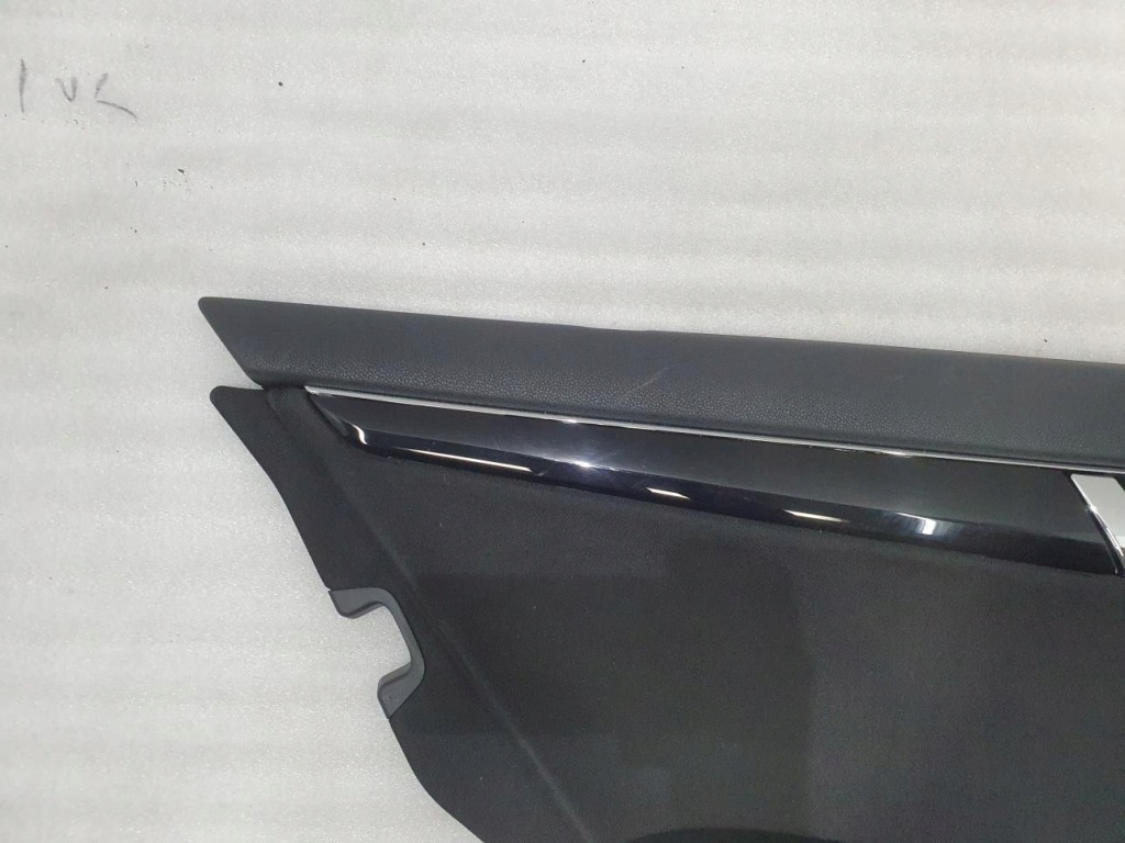 фото №4, Оббивка двері лівий задня mercedes w204 2045402610