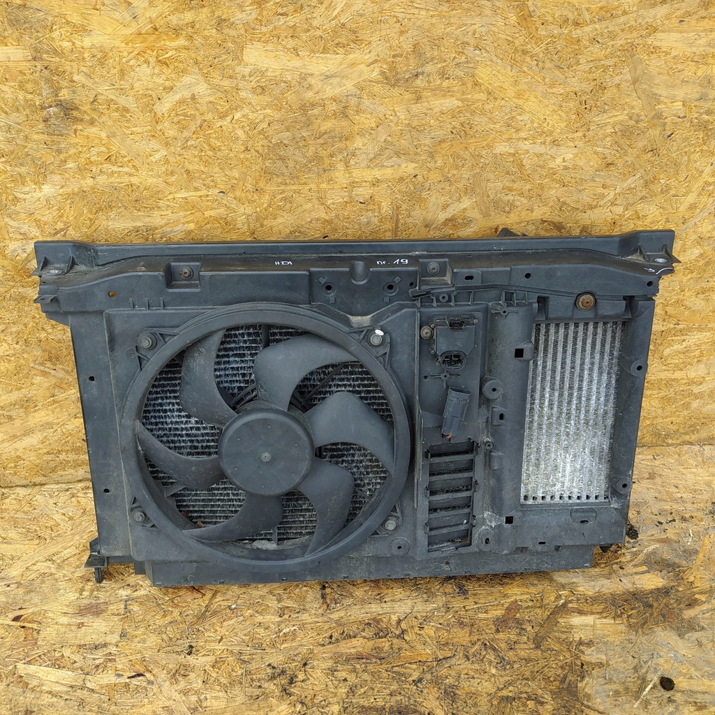 фото №1, Citroen c4 picasso pas передний радиатор 2.0 hdi