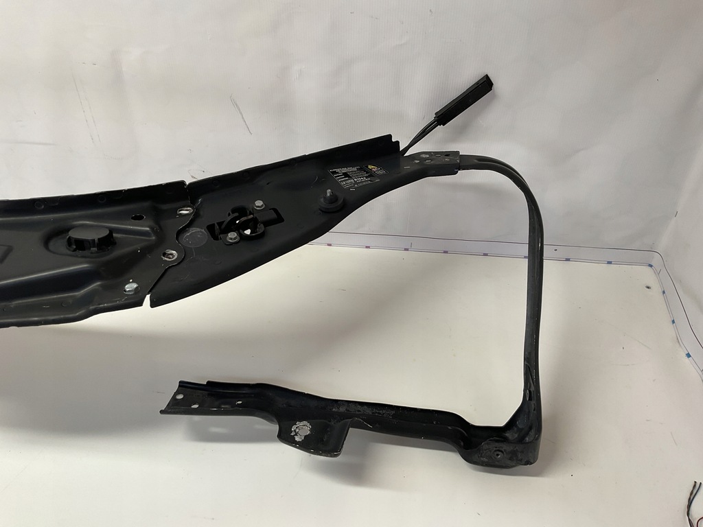 фото №8, Mercedes r-klasa 251 w251 pas передний верхний усилитель