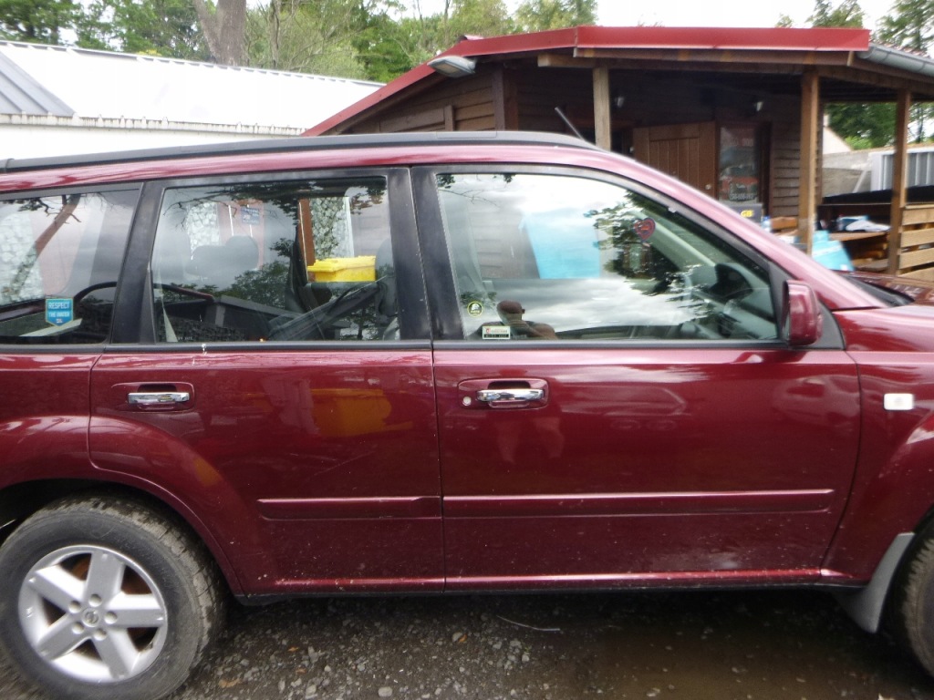 фото №1, X-trail t30 01- двері передні праве перед kpl ax5