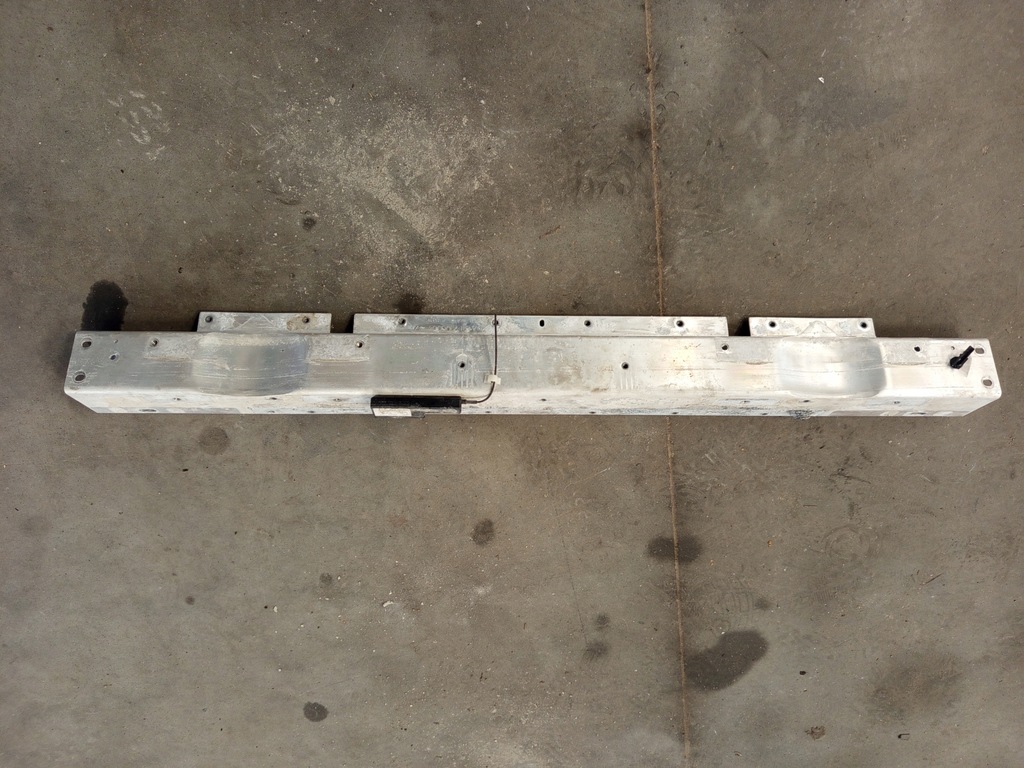 фото №1, Mercedes sl r231 распорка кронштейн подголовников балка a2317900004